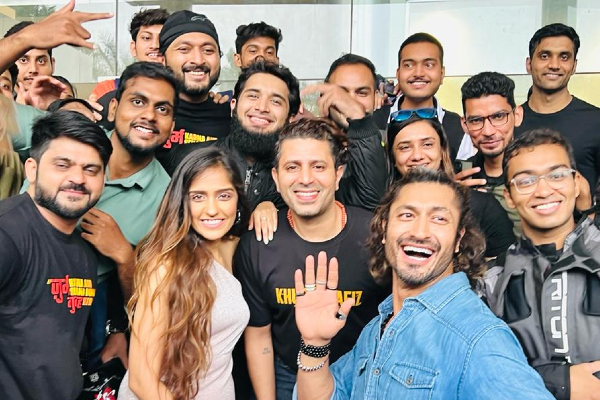 Vidyut Jammwal and Asees Kaur